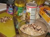 Stir Fried Bean Sprouts With Two Kinds Of Peppers