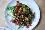 Stir Fried Broccoli With Almonds