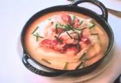 Mashed Potatoes With Lobsters And Butter Sauce 