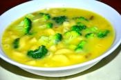 Creamy Broccoli And Macaroni Soup