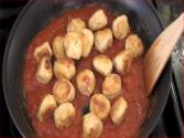 Chicken & Sundried Tomato Meatballs With Warm Lentil Salad