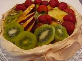 Betty's Meringue Shell With Fruit Topping