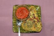 Methi Ke Parathe And 'thecha'