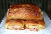Mexican-style Ham And Cheese In Bun 