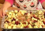 Orange Honey Chicken With Cranberries & Apples