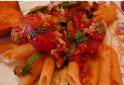 Healthy Pasta With Tomato And Zucchini Sauce