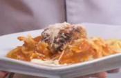Pan-fried Chicken And Pasta In Vodka Sauce