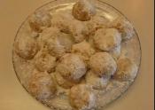 Light And Sweet Pecan Puff Cookies