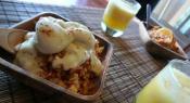 Pineapple Orange Juice Smoothie & Apple Cinnamon Oatmeal 