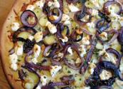 Pizza With Caramelized Onion And Fig Topping