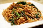 Quinoa Linguine With Spicy Broccoli Rabe And Pecans  