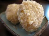 Raw And Vegan Macaroon Cookie