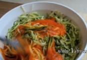 Raw Zucchini Pasta In Red Pepper Sauce