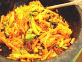 Korean Food: Bibimbap (비빔밥)