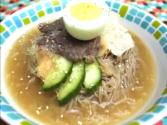 Korean Food: Cold Buckwheat Noodle Soup (물냉면)