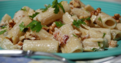 Rigatoni With Pears And Gorgonzola 
