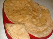 Roti Or Chapati Or Aka Or Pulka Fulka (indian Soft Bread)