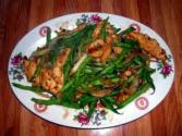 Wegmans Sesame Chicken With Lo Mein & Green Beans