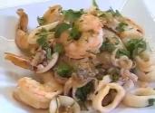 Calamari And Shrimp With Spicy Tamarind Sauce