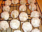 Snowball Cookies With Pecans 