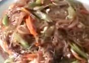 Filipino Sotanghon Guisado