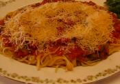Linguine Spaghetti With Homemade Italian Tomato Sauce