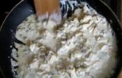 Tasty Chicken And Mushroom Sauce With Spaghetti