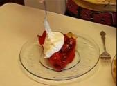 Betty's Springtime Glazed Strawberry Pie With Special Crust