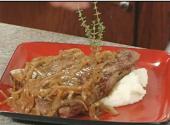Ale Bronzed Steak With Caramelized Onions