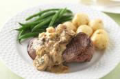 Fillet Steak With Stilton And Mushroom Sauce