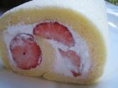 Strawberry Kiwi Roll Cake - Korean Style 