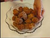 Feisty Sugar And Cinnamon Doughnut Holes