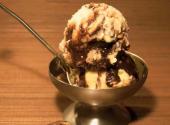 Chocolate Tin Roof Ice Cream With Fudge Sauce