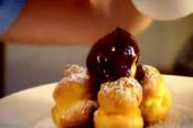 Gordon Ramsay - Profiteroles With Hot Chocolate Sauce