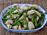 Wok Wednesdays - Velvet Chicken With Asparagus
