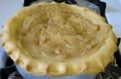 Apple Pie With Creamy Topping