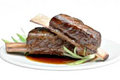 How To Make Braised Beef Ribs With Cranberries