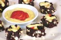 How To Make Japanese Black Rice Fruit Nori Rolls With Mango Sauce
