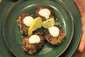 How To Make Crab Cakes With White Sauce