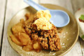 How To Make Peach Crumble With Fresh Cream