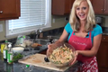 How To Make Easy Thai Noodle Salad