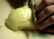Easy Way to Dice an Onion without Crying