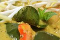 How To Make Fresh Green Thai Curry With Chicken And Mangoes
