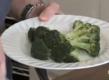 How To Make Simple Garlic Broccoli