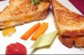 How To Make Cheesy Grilled Sandwich