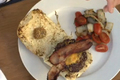 How To Make Beef And Bacon Cheeseburgers