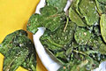 Italian Herb Baked Spinach Chips - Healthy Snack Idea! 