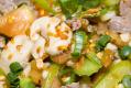 Chicken & Peppers In White Wine Sauce