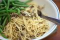 How To Make Spaghetti With White Clam Sauce