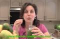 How To Make Peach and Greens Anti Aging Summer Smoothie